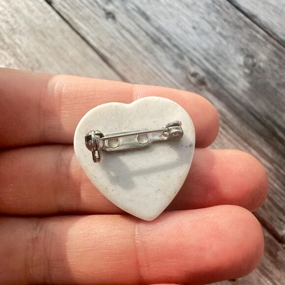 Vintage Jewelry Shabby Chic White Heart Rose Brooch Victorian Tiny Brooch - Picture 2 of 3